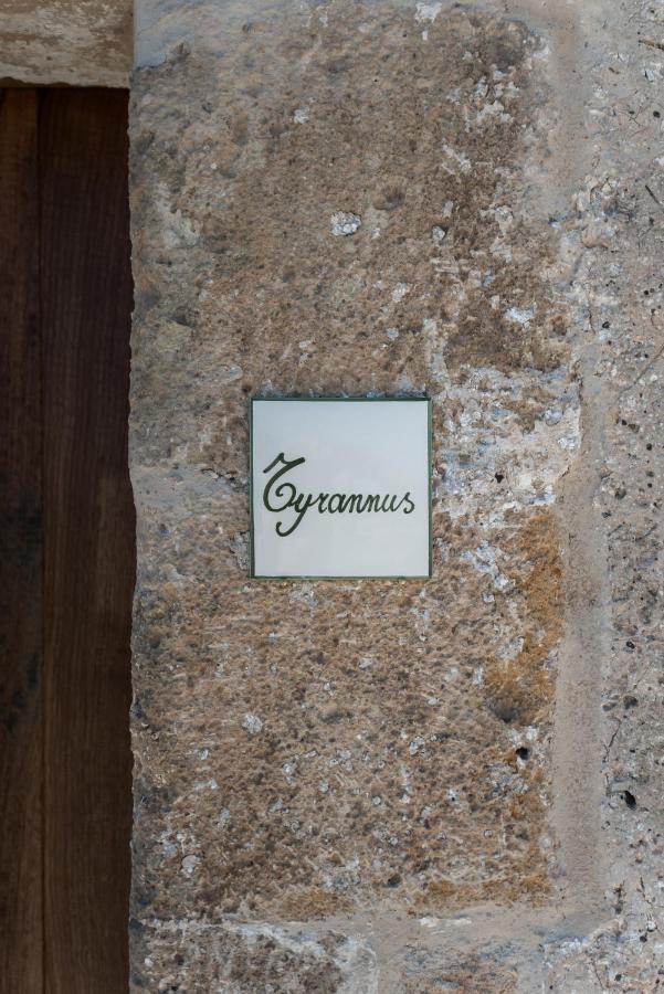 סן פייטרו ורנוטיקו Masseria Torleanzi Wine Relais מראה חיצוני תמונה